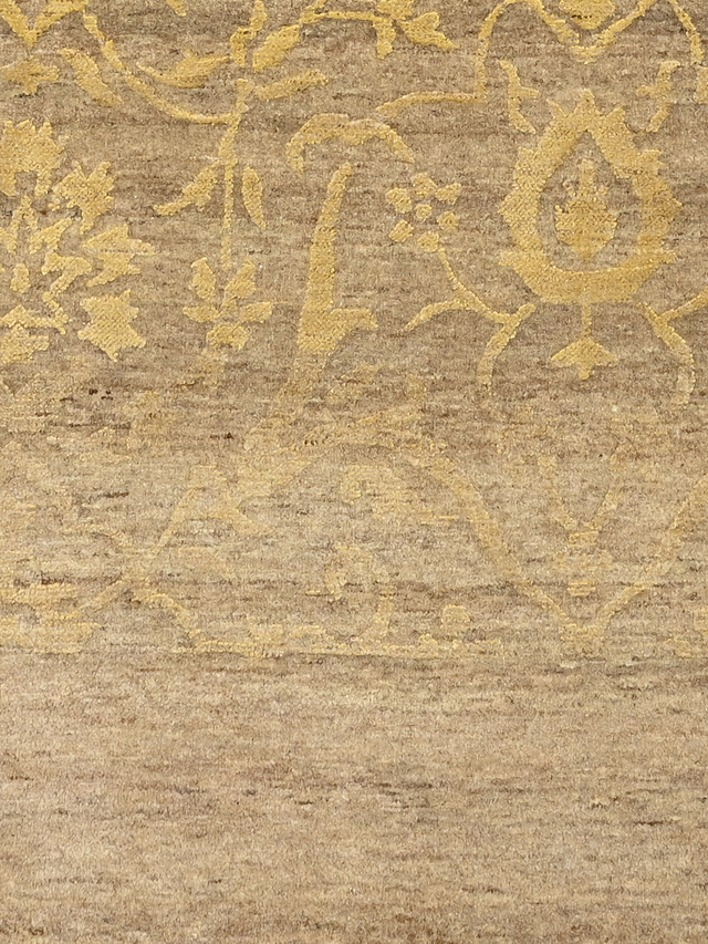 Manifest handgeknüpfter Teppich aus Wolle und Seide