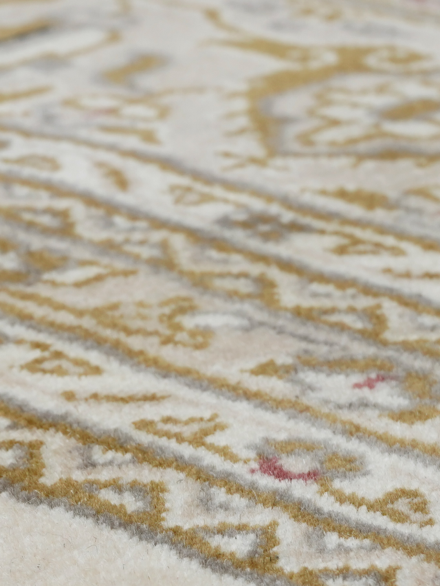 Milad Hand-knotted Wool Rug