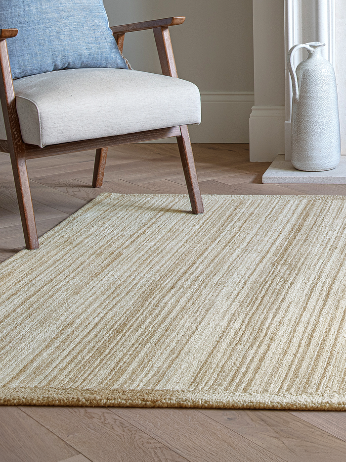 Ailany Hand-tufted Wool Rug