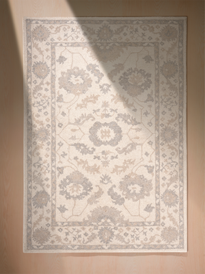 Mia Hand-tufted Wool Persian Rug - Beige