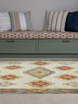 Sol Hand-woven Jute Kilim Rug - Multi