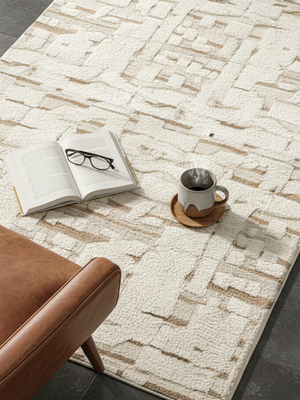 Seraya Hand-knotted Wool Geometric Rug - Off-White