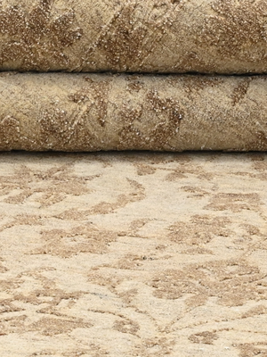 Mahtab Hand-knotted Wool-Silk Persian Rug - Beige