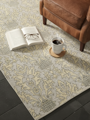 Iskra Hand-knotted Wool Persian Rug - Grey