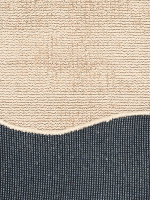 Nayra Hand-woven Scalloped Rug - Beige
