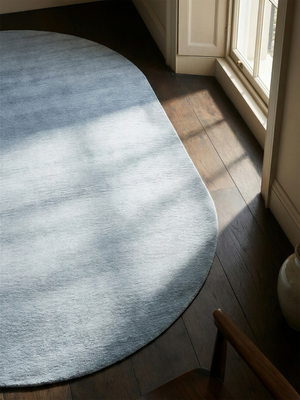 Raima Hand-woven Oval Rug - Pale Blue