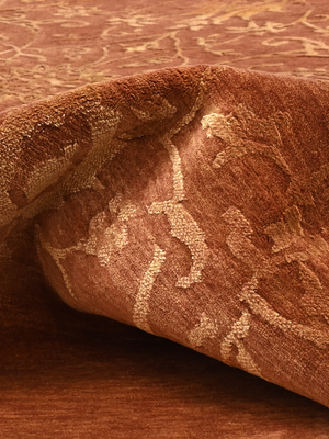 Rustic Aura Hand-knotted Wool & Silk Persian Rug - Rust