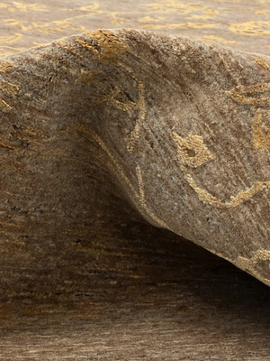 Aprezo Hand-knotted Wool & Silk Persian Rug - Beige