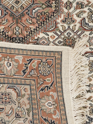 Monique Hand-knotted Wool Persian Rug - Rust