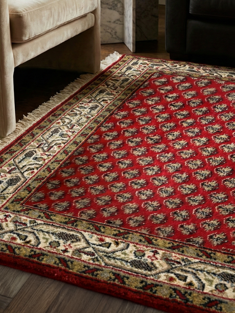 Humayra Hand-knotted Wool Rug