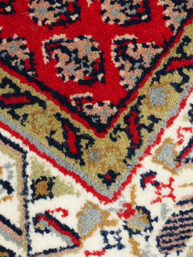 Humayra handgeknüpfter Wollteppich