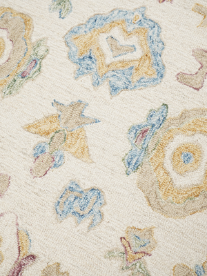 Lynn Hand-tufted Wool Persian Rug - Ivory