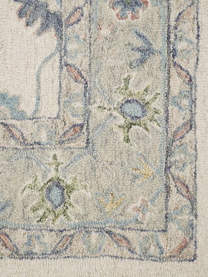 Dilay Hand-tufted Wool Persian Rug - Ivory